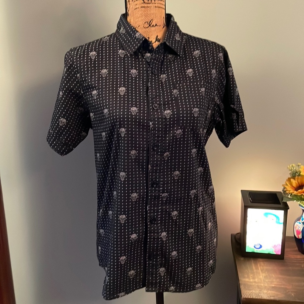 Rude (Hot topic) button down shirt size small.